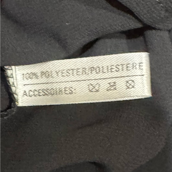 Louis Feraud stunning Black Sheer Ruffled Blouse size 6 - Picture 12 of 13